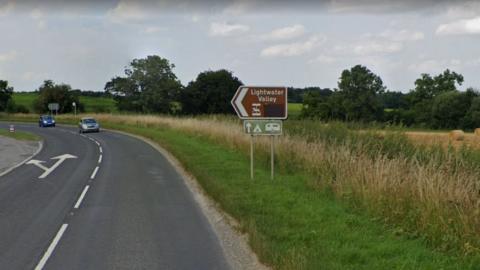 Entrance to Lightwater Valley on A6108