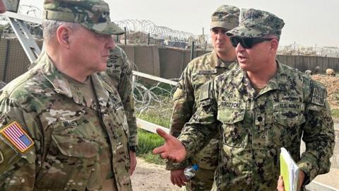 US Joint Chiefs Chair Army General Mark Milley speaks with US forces at a US military base in north-east Syria (04/03/23)
