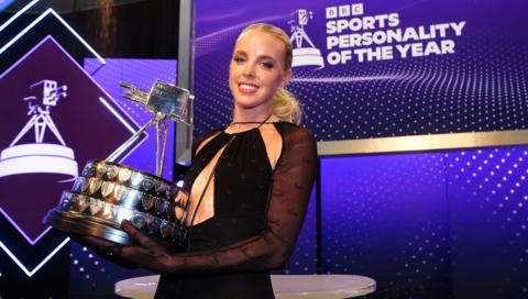 Keely Hodgkinson lifts the SPOTY trophy