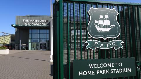 Home Park gates