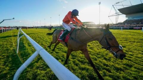 Bravemansgame wins the 2022 King George VI Chase at Kempton