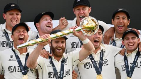 New Zealand celebrate winning the World Test Championship final in 2021