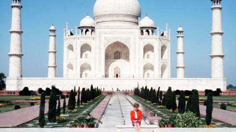 Princess Diana at the Taj Mahal