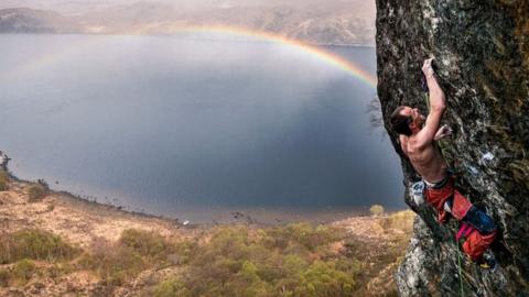Dave Macleod climbing at Loch Maree