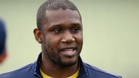 Keith Barker during a Warwickshire training session