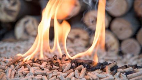 Wood pellets burning