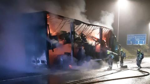 Lorry fire on M1