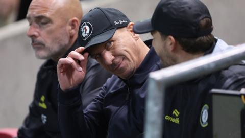 Gerhard Struber tips his cap