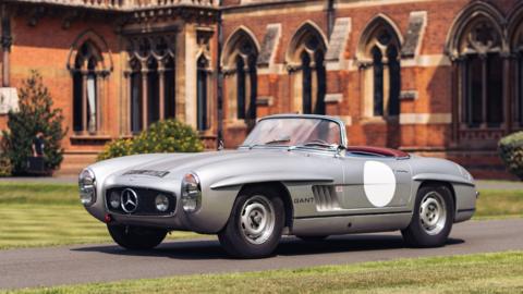 The 1963 Mercedes-Benz 300SL Roadster