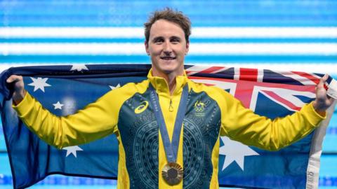 Cameron McEvoy celebrates winning gold at the 2024 Paris Olympics