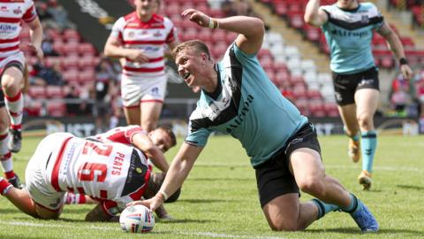 Hull's Jack Brown celebrates a try