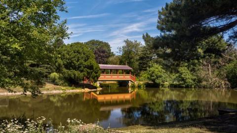 Birkenhead Park