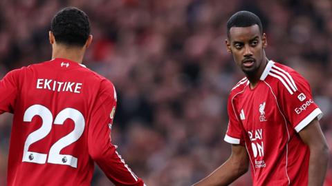 Hugo Ekitike and Alexander Isak