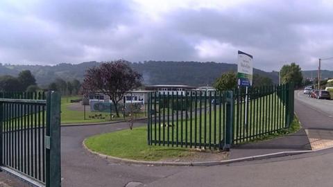 Ysgol