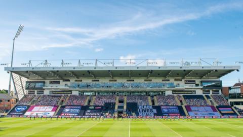 Emerald Headingley