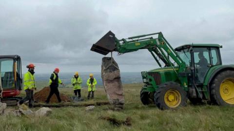 Dartmoor standing stone righted