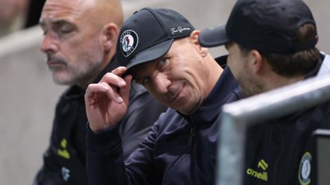 Gerhard Struber tips his cap