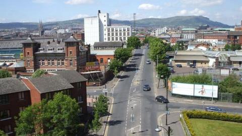 Looking towards the Boyne Bridge from Sandy Row