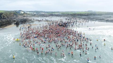 Bude Christmas Day Swim