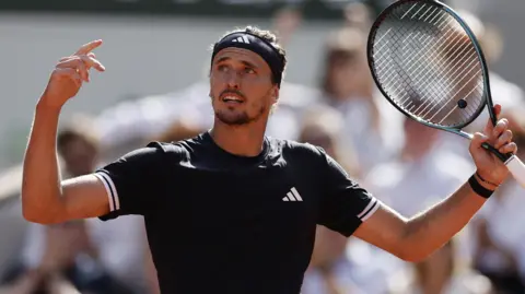 Alexander Zverev celebrates a point