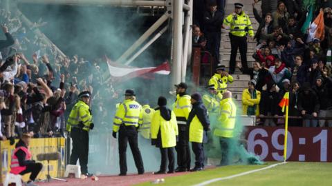 Edinburgh derby fans