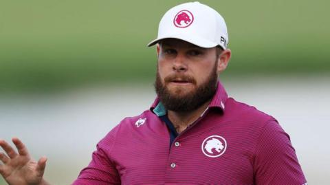 Tyrrell Hatton reacts during his third round in Dubai