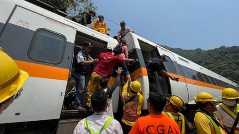 Rescue efforts after Taiwan train derailment