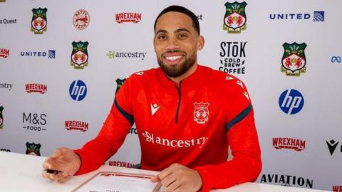 Wrexham's new signing Zak Vyner