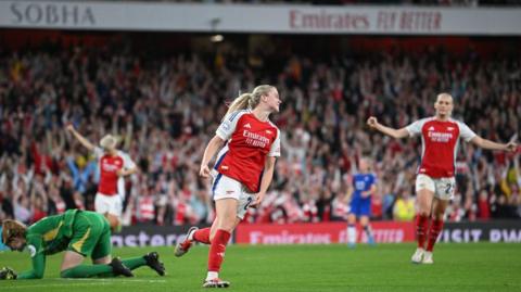 Alessia Russo celebrating a goal for Arsenal Women against Valarenga in the Women's Champions League