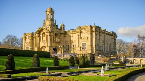 Cartwright Hall in Bradford, described as having a "grand neo-Baroque design"