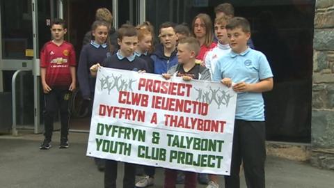 Members of the Dyffryn Ardudwy youth club