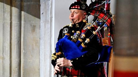 Pipe Major Paul Burns, the current Piper to the Sovereign, played at the funeral of Queen Elizabeth II