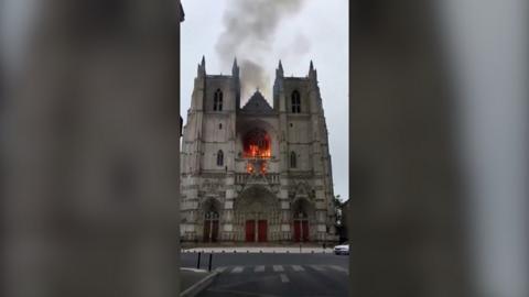 The fire at the cathedral in Nantes