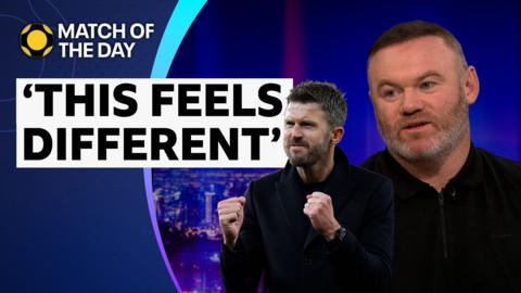 Michael Carrick and Wayne Rooney