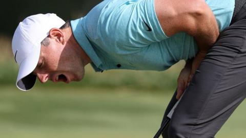 Rory McIlroy reacts to missing a putt at the 2023 US Open