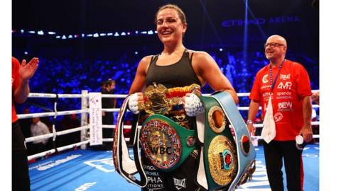 Chantelle Cameron becomes undisputed light-welterweight champion