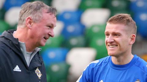 NI manager Michael O'Neill and his long-time captain Steven Davis