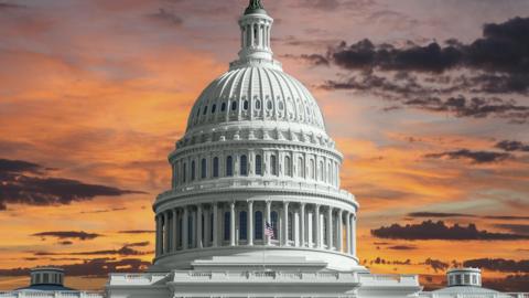 US capitol at dawn