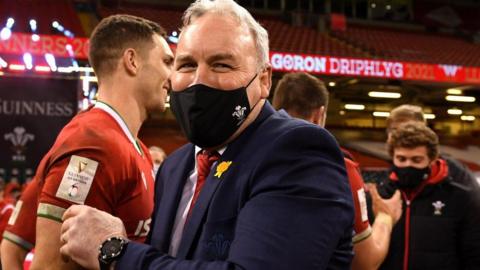 Wayne Pivac, George North a'r tîm