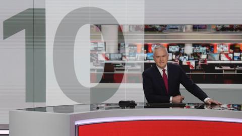 Huw Edwards on the set of the BBC News at Ten in 2022