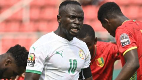 Sadio Mane playing for Senegal