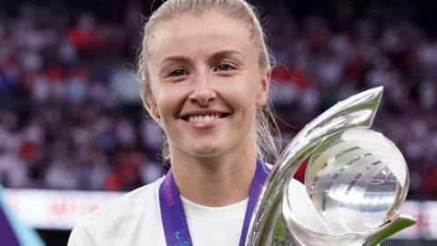 Leah Williamson with the Euro 2022 trophy at Wembley Stadium