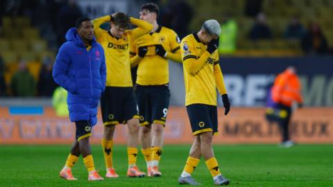 Wolves players look miserable after losing to Nottingham Forest