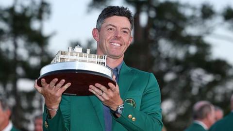 Rory McIlroy with the Masters trophy