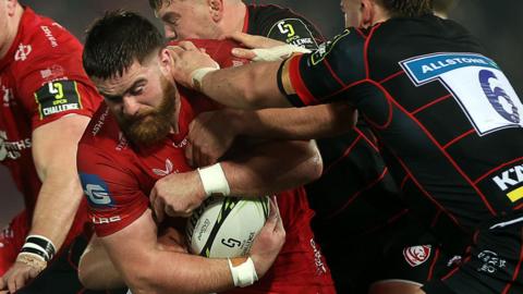 Kemsley Mathias in action for Scarlets against Gloucester