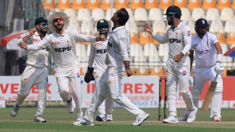 Pakistan players celebrate victory