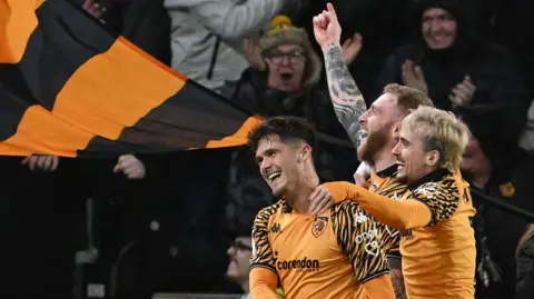 Hull celebrate