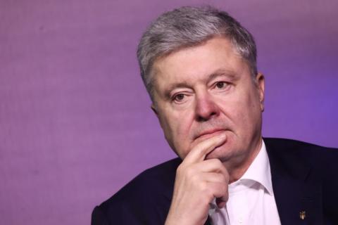 Война в Украине: Зеленский утвердил санкции против Петра Порошенко