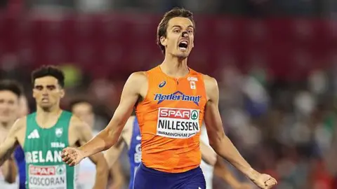 Nillessen wins the men's 1500m gold