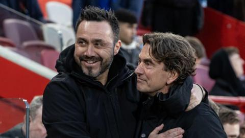 Brentford's manager Thomas Frank (right) greets Brighton & Hove Albion's manager Roberto de Zerbi 